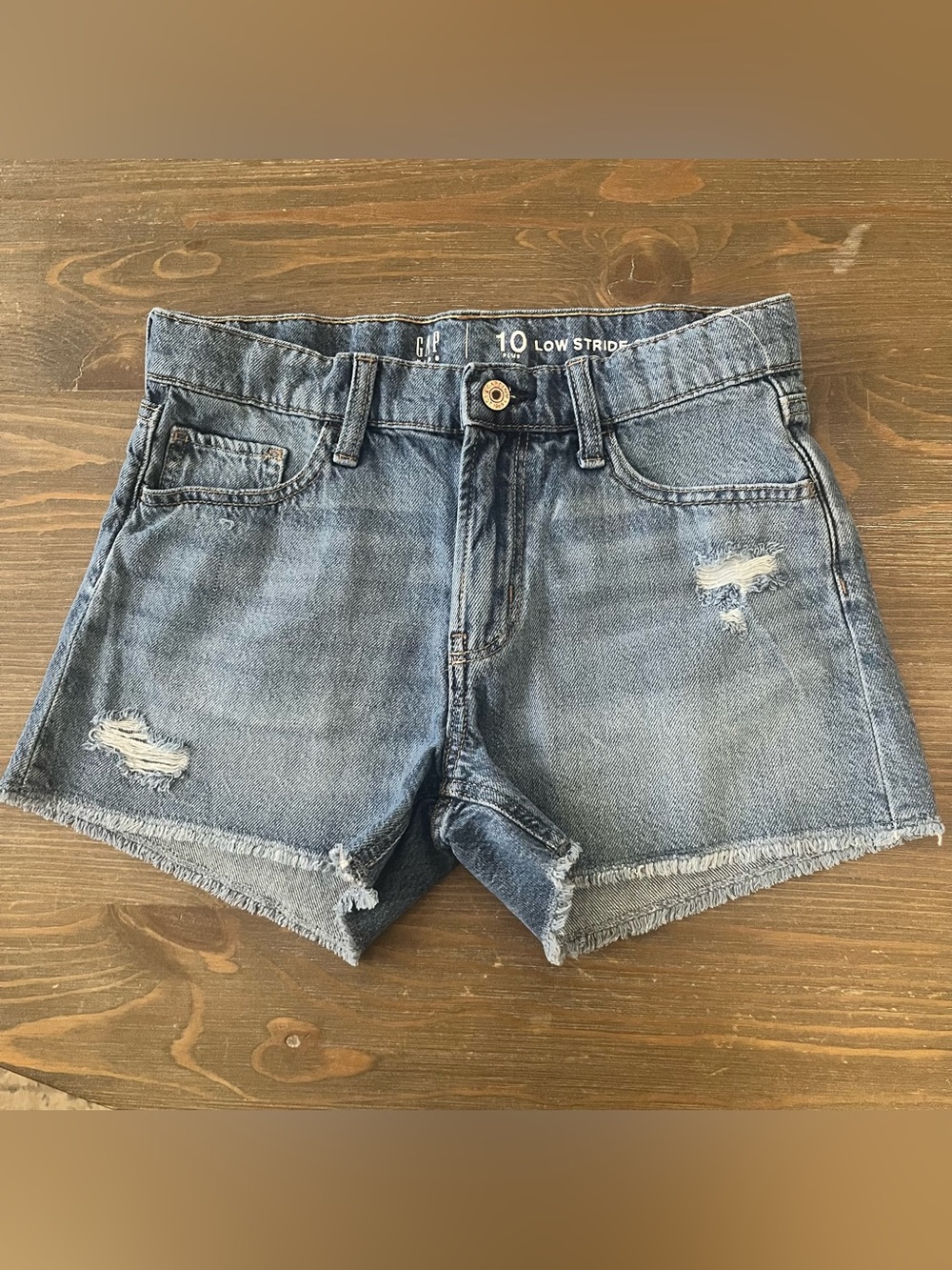 GAP Kids Girls Size 10 Distressed Denim Shorts Low Stride